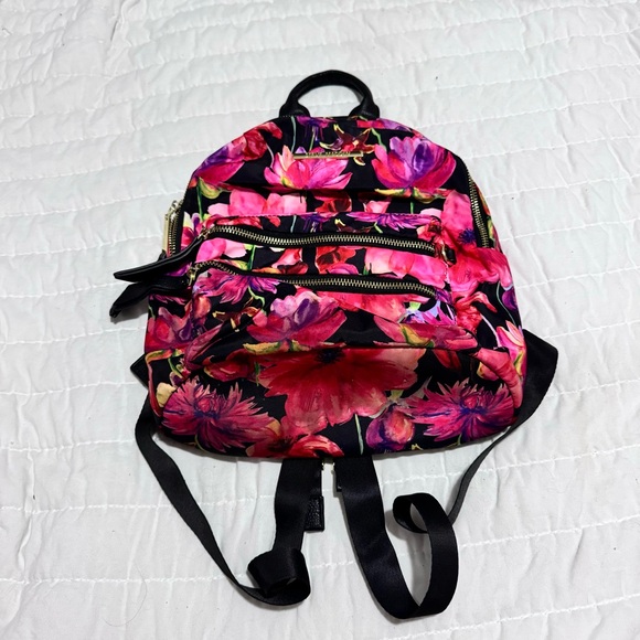 Steve Madden Mini Backpack Multicolored Floral - Picture 1 of 7